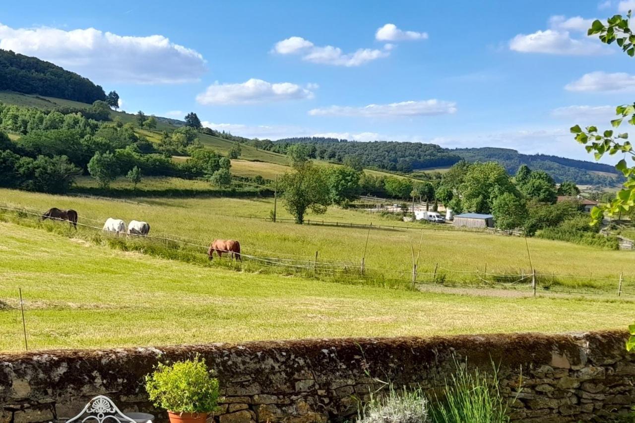 "La Charme" Bed & Breakfast Jalogny Exterior photo