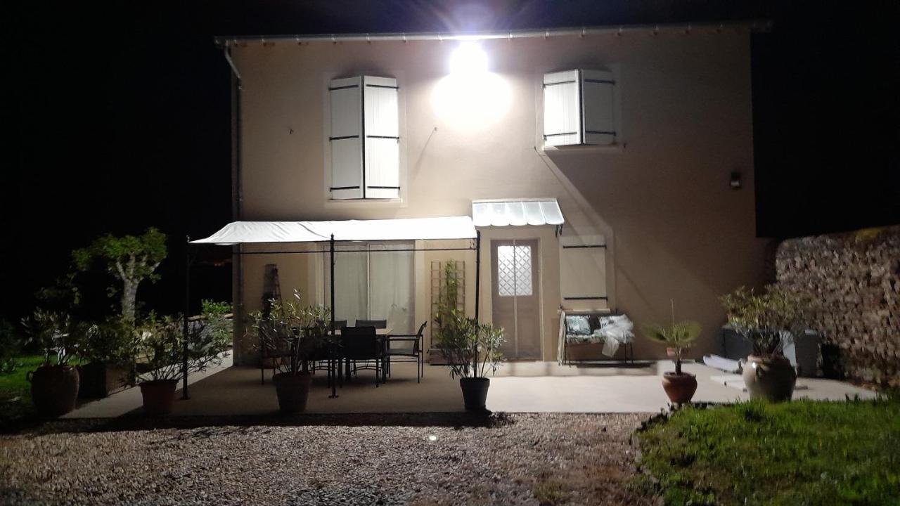 "La Charme" Bed & Breakfast Jalogny Exterior photo